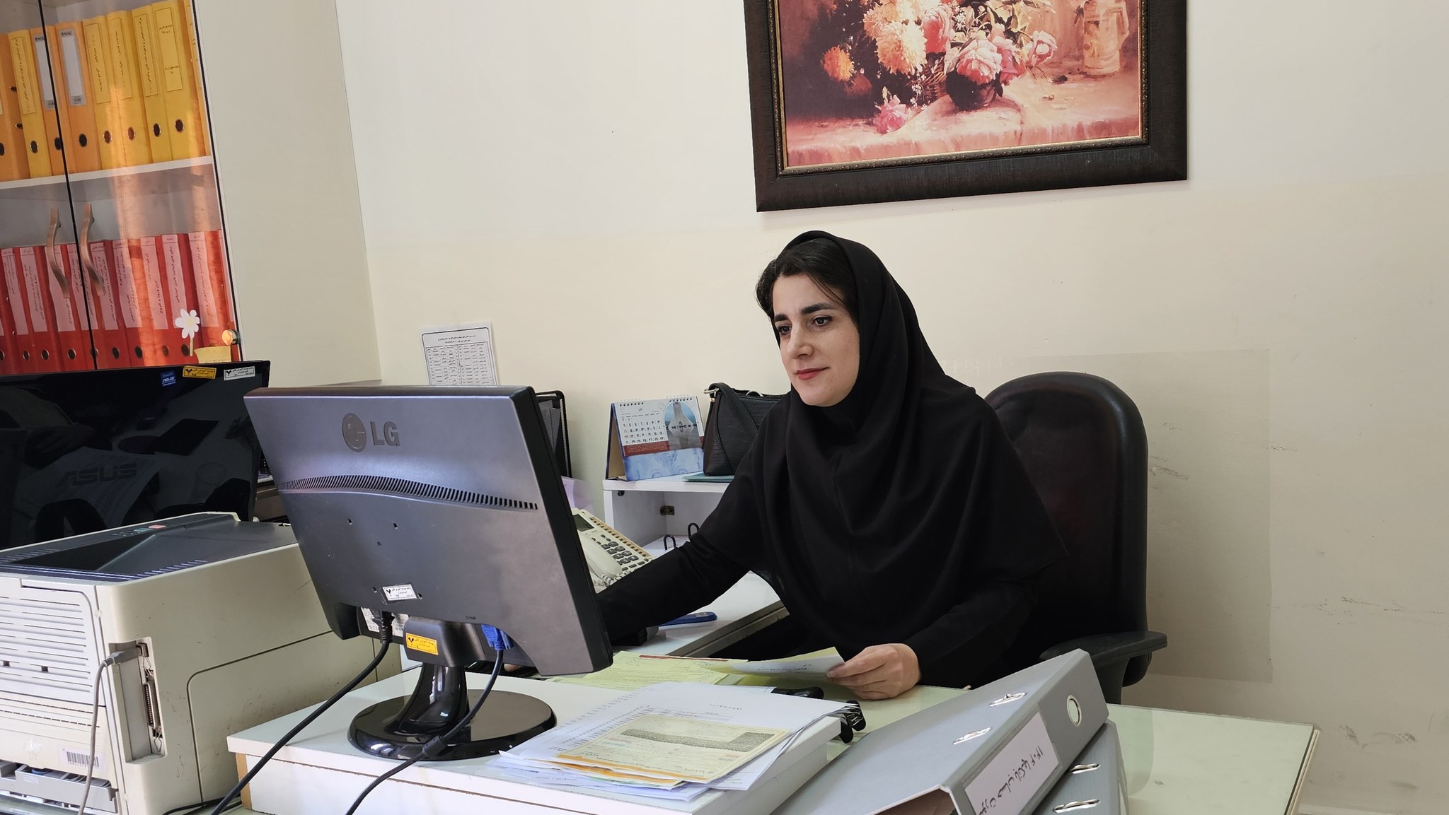 هاجر محمودی